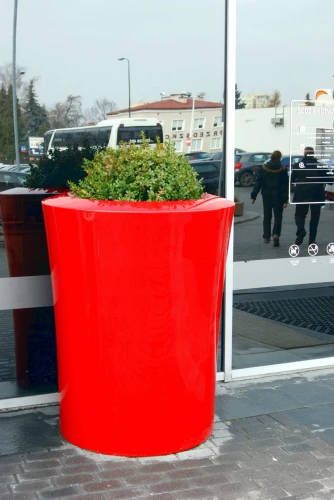 big-commercial-flowerpot-KAMA-Garafia-XXL.jpg